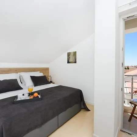 Beautiful A&m Apartment Nin